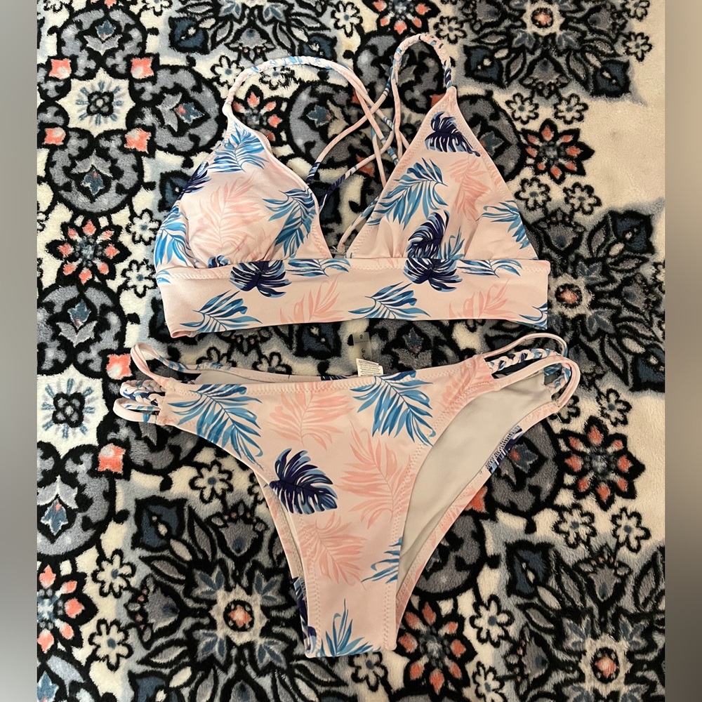 Cupshe Bikini
